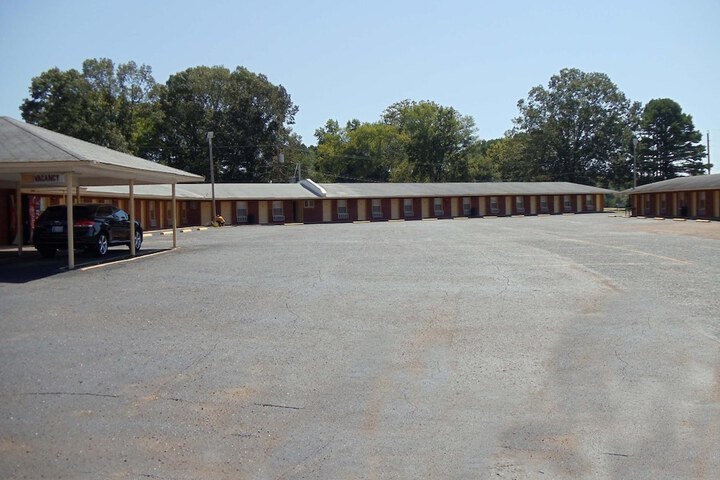 Antlers Budget Inn