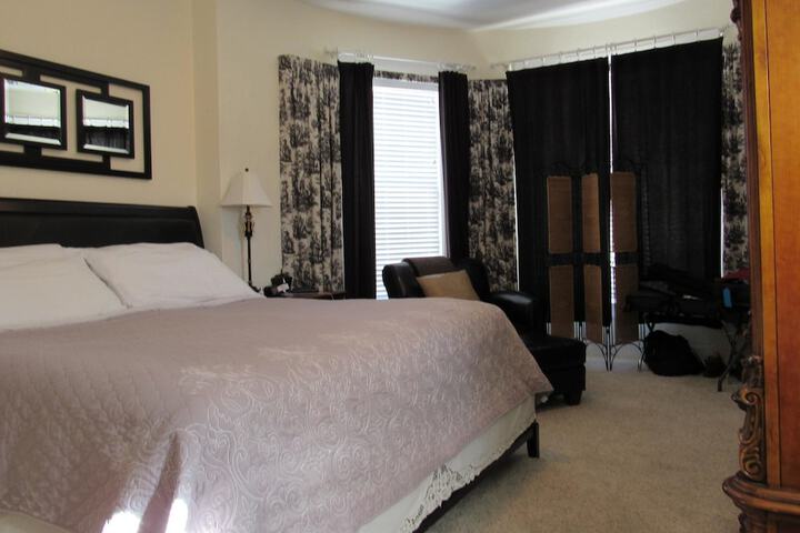 Room 46 of 106
