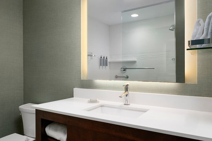 Residence Inn by Marriott Kingston