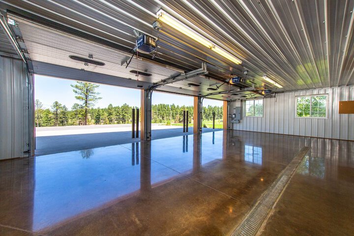 Centrally-located Deadwood Apt w / Mountain Views!