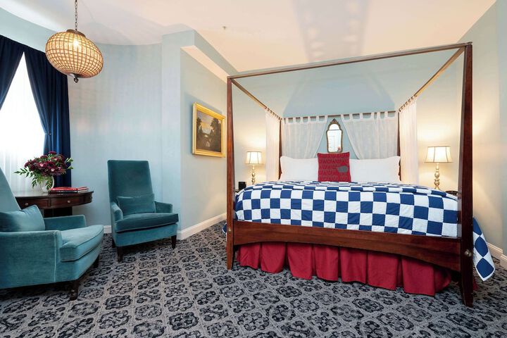 Room 36 of 111