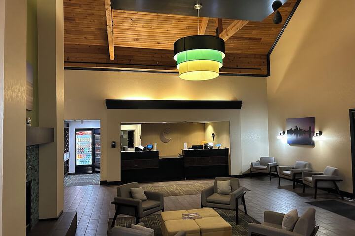 Comfort Inn & Suites Toledo North
