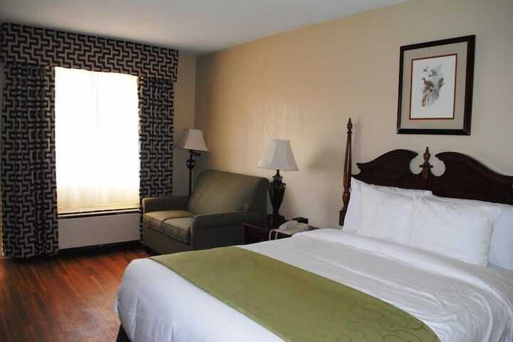 Room 13 of 52