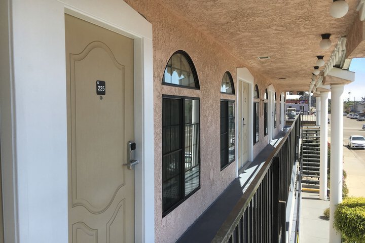 Seaview Inn