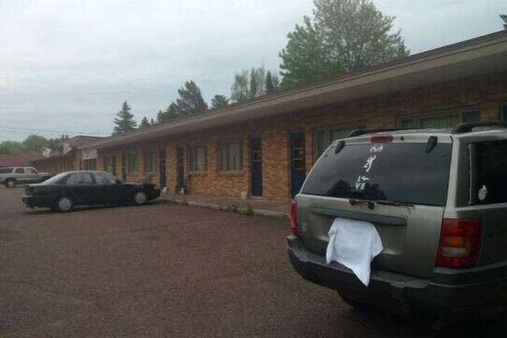 Royal Motel
