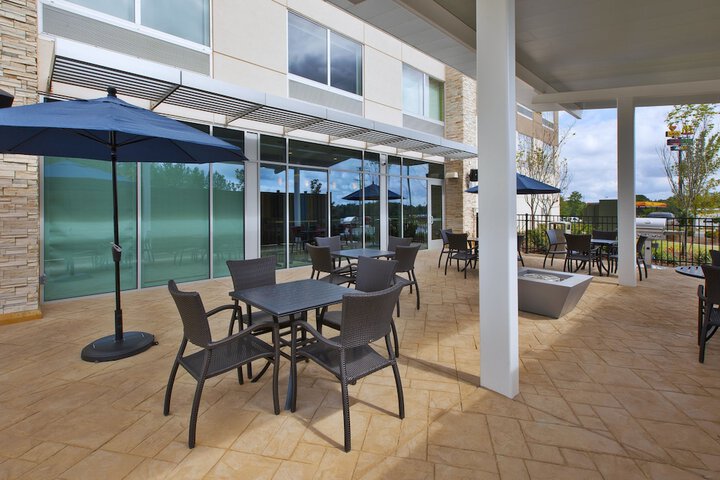 Holiday Inn Express & Suites South Hill by IHG