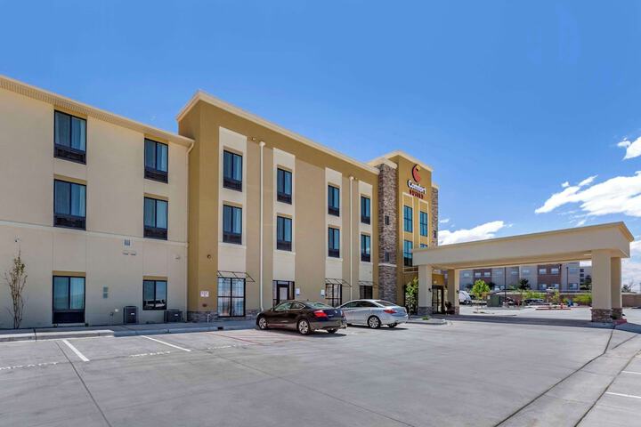 Hotel 3 of 33