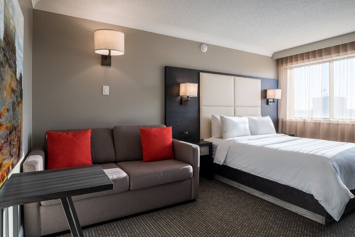 Room 104 of 205