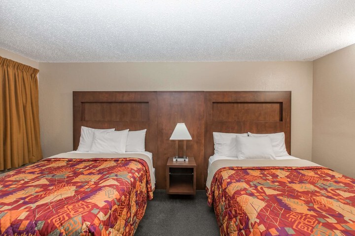 Room 7 of 31