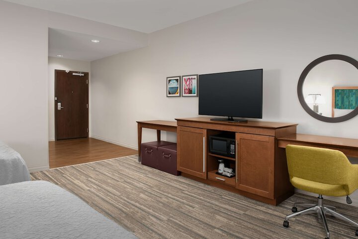 Room 15 of 39