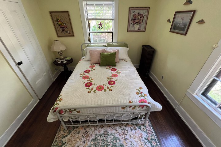 Room 54 of 85