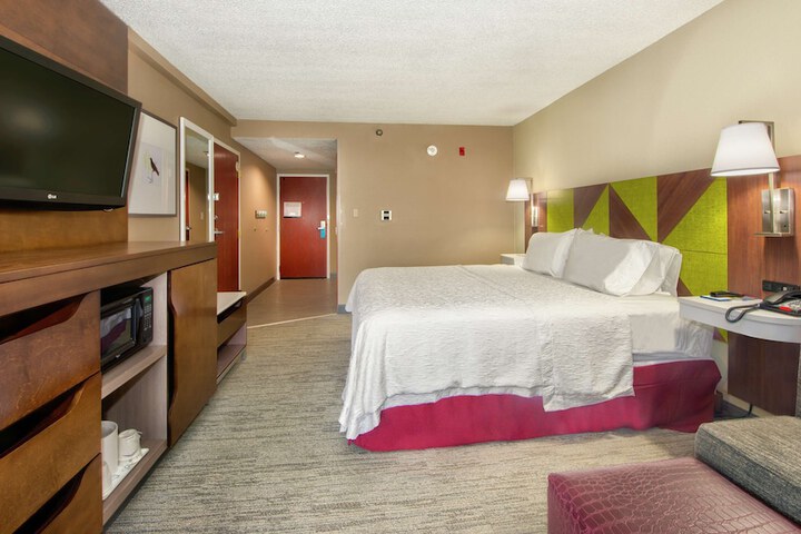 Room 13 of 29