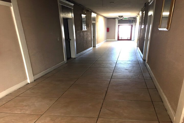 Ballroom/Hall 58 of 66