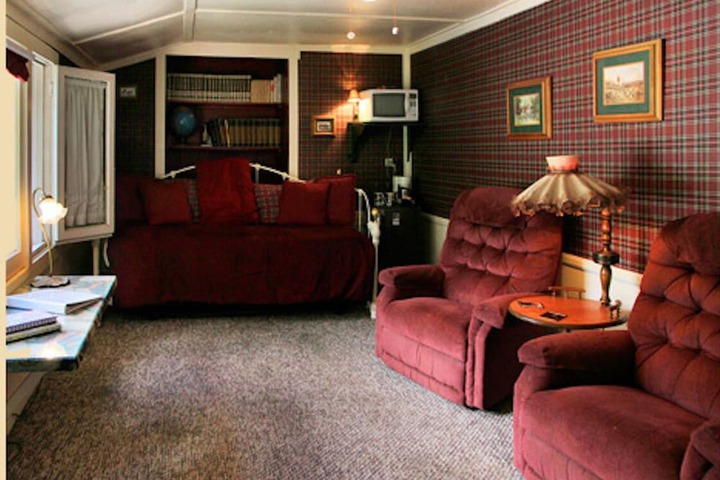 Room 47 of 144