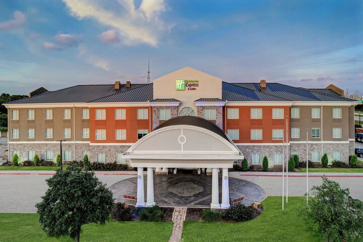 Holiday Inn Express Hotel & Suites Clute - Lake Jackson by IHG
