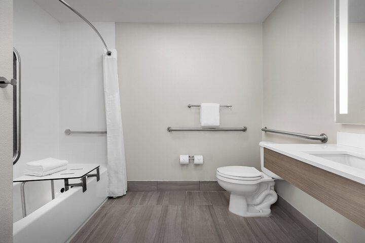 Holiday Inn Express & Suites Superior by IHG