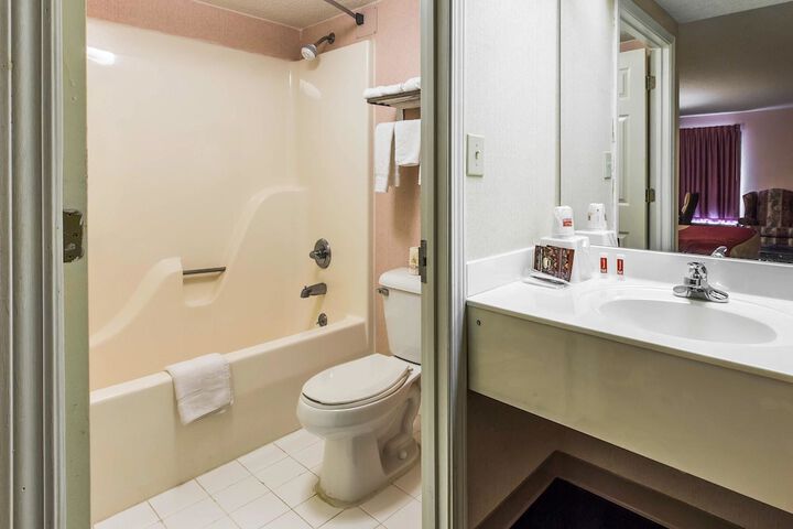 Room 21 of 29