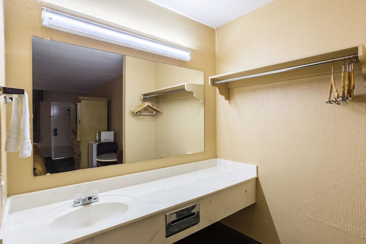 Rodeway Inn Hazlehurst