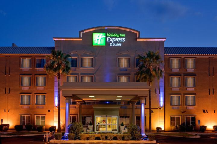 Hotel 6 of 44