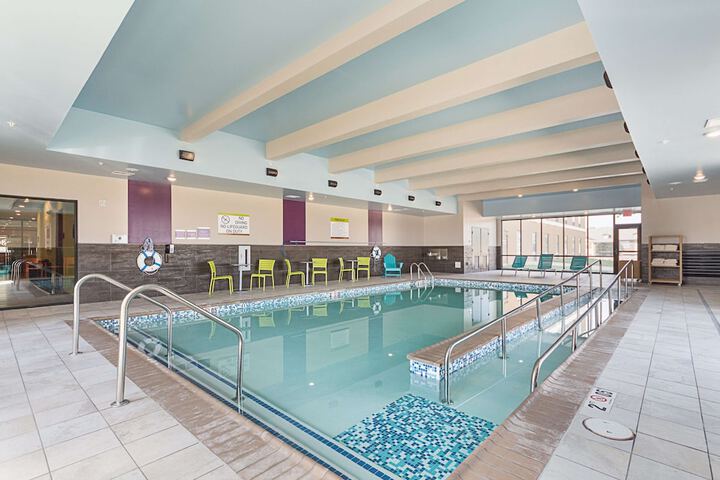 Pool 10 of 67