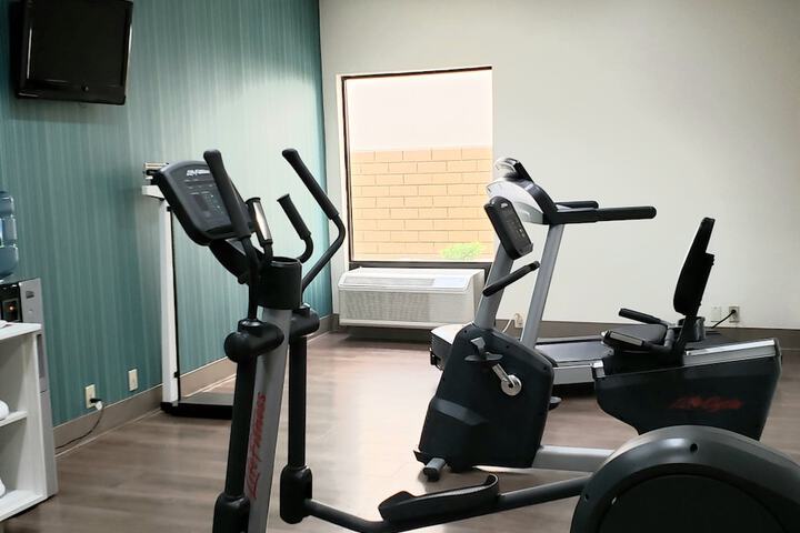Holiday Inn Express Edgewood-Aberdeen-Bel Air by IHG