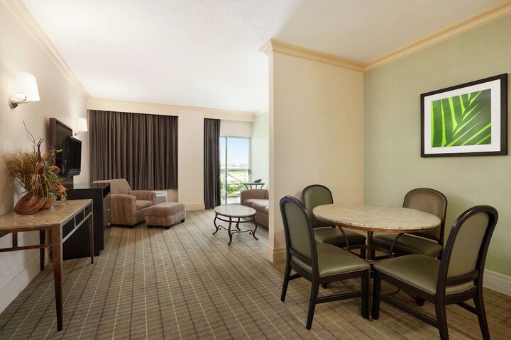 Room 25 of 57