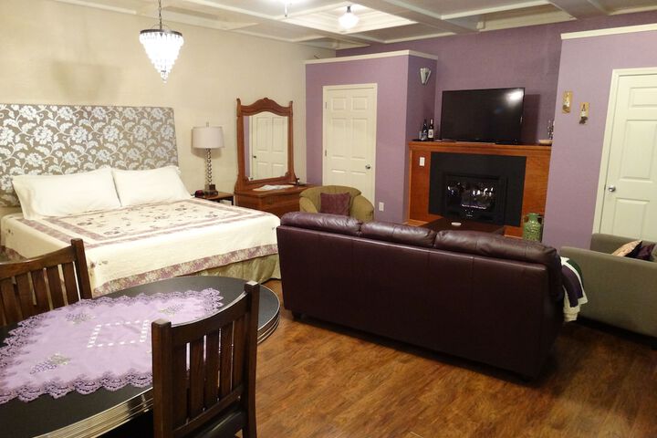 Room 16 of 69