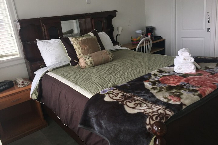 Room 15 of 61