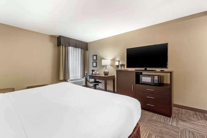 Room 29 of 38