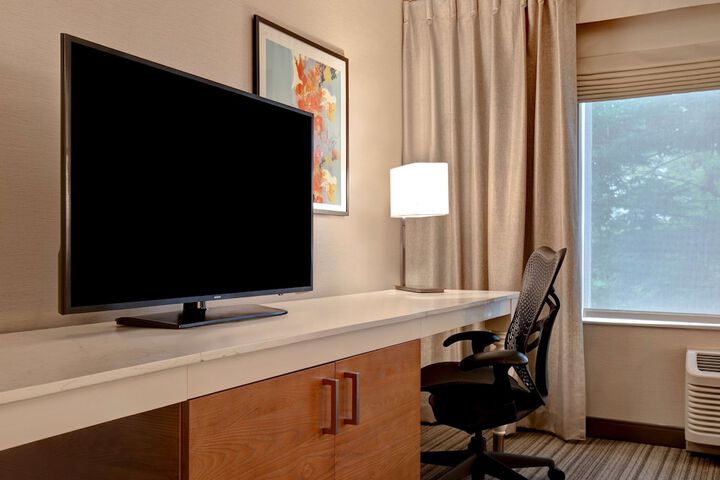 Room 33 of 57