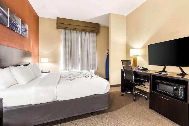 Room 50 of 60