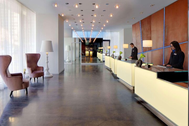 Hotel Interior 26 of 111