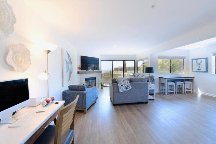 Royal Villa - Ocean View - Heated Pools - SEASCAPES BEST 1 BEDROOM - 3 BEDS - End Unit