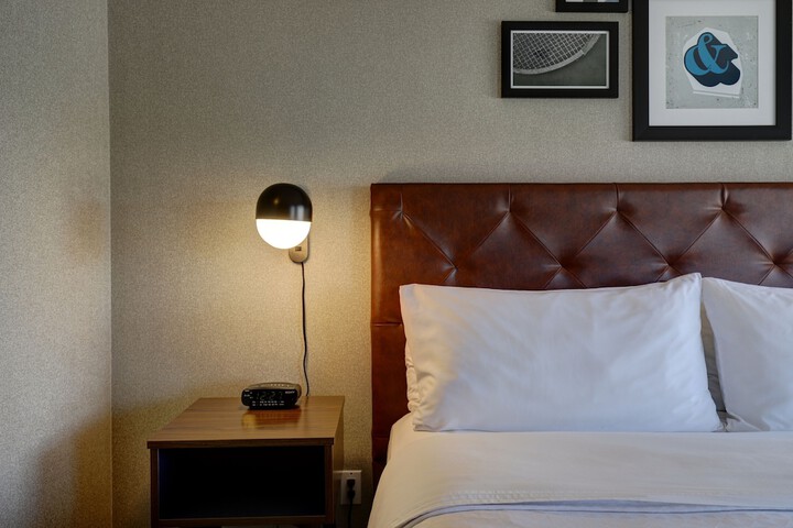 Room 47 of 79