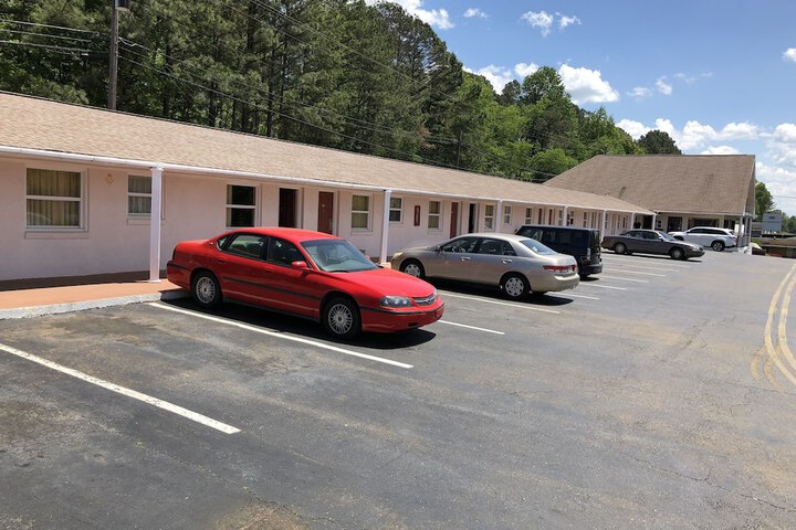 Budget Inn