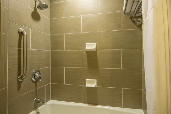 Holiday Inn Express Hotel & Suites Hobbs by IHG