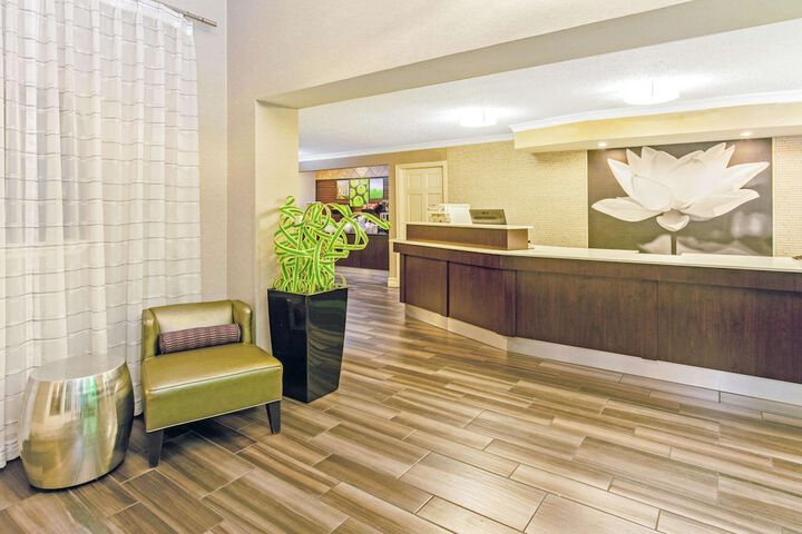 Hotel Interior 7 of 34
