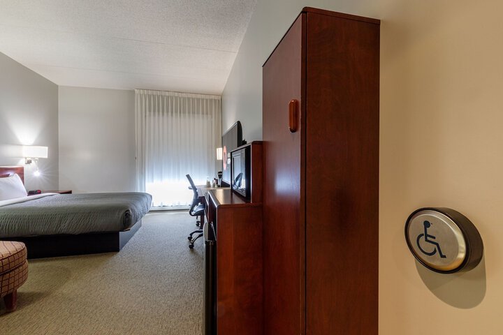Room 111 of 137