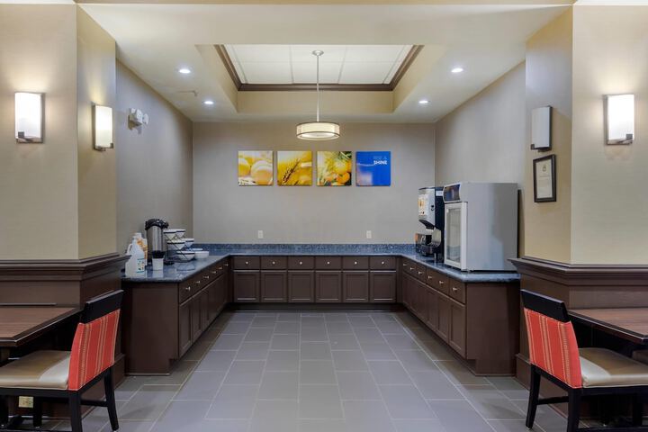 Comfort Inn & Suites North Little Rock McCain Mall