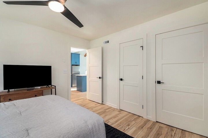 Room 43 of 102