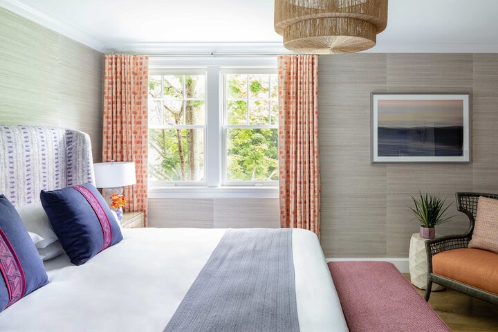 The Sydney The Edgartown Collection