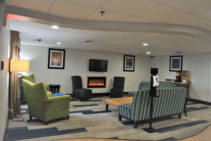 Hotel Interior 7 of 30