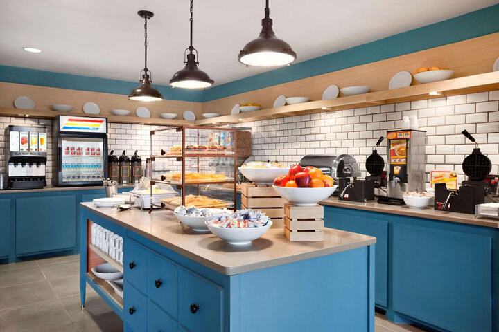 Country Inn & Suites by Radisson Enid, OK
