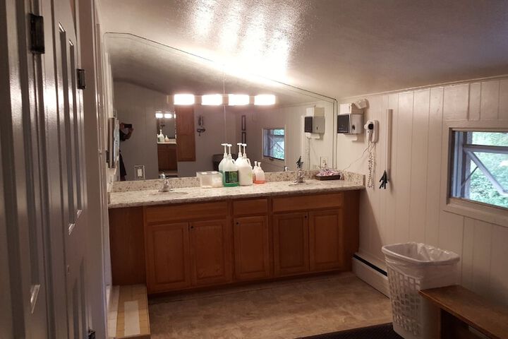 Room 51 of 104
