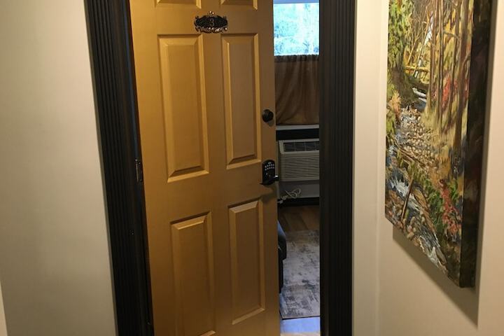 Room 34 of 92