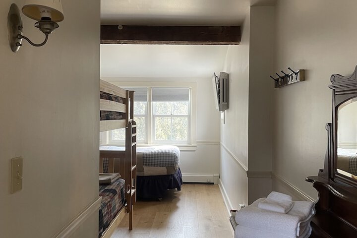 Room 75 of 99