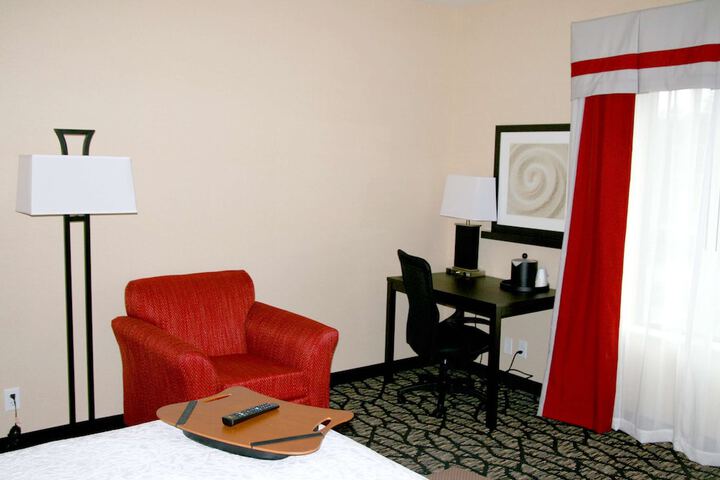 Room 17 of 83