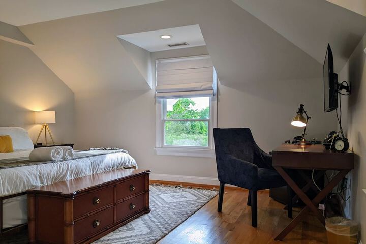 Room 187 of 239