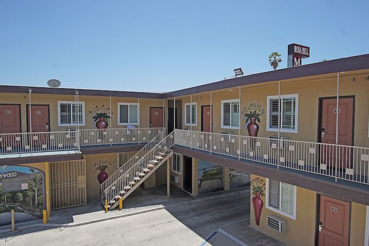 Hotel 4 of 29