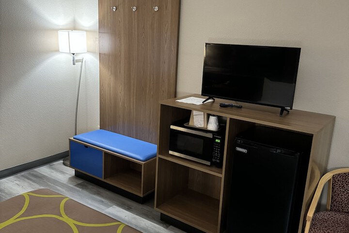 Room 20 of 41